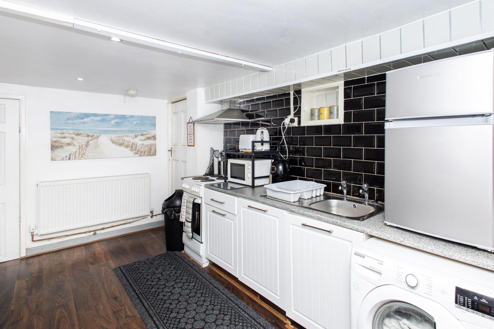 Exclusive Apartment - Close To Centre, Contactless Entry, Free Parking, Wifi & Netflix Leeds  Exterior photo