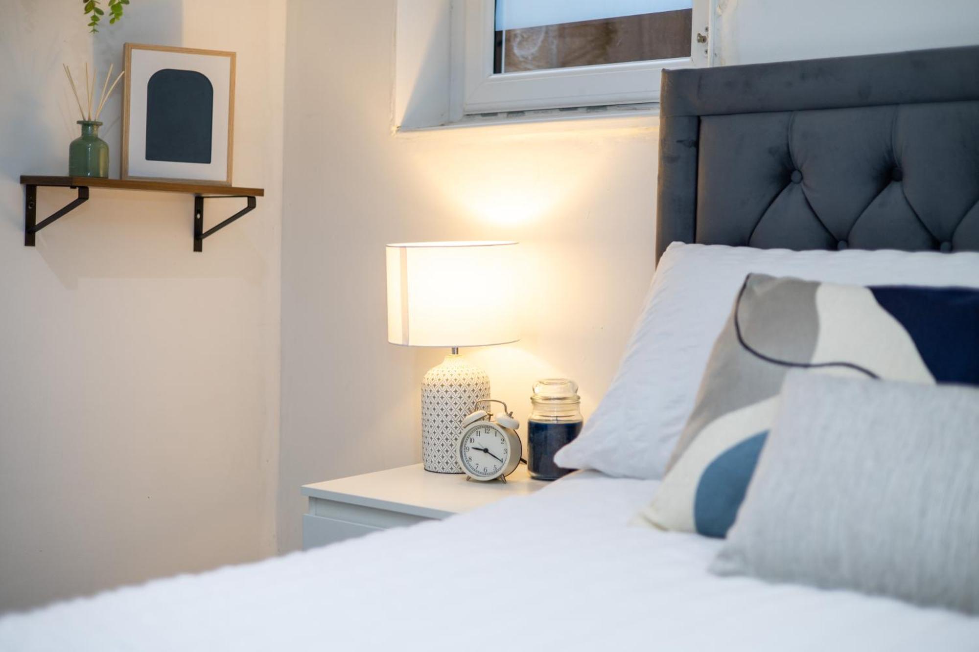 Exclusive Apartment - Close To Centre, Contactless Entry, Free Parking, Wifi & Netflix Leeds  Exterior photo